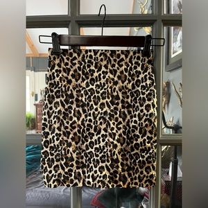Victoria’s Secret leopard miniskirt with panty S